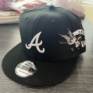 New Era Braves City Art SnapBack Hat